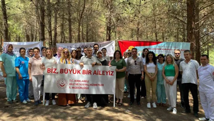 Kırklareli'nde koruyucu aileler ve çocukların piknik keyfi