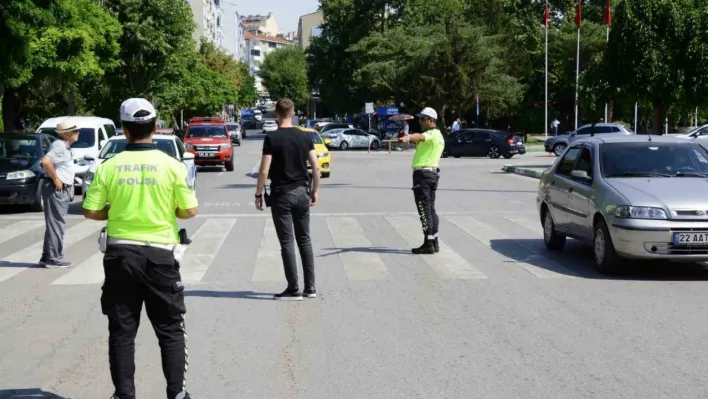 Kırklareli'nde trafik denetimi: 123 araç trafikten men edildi