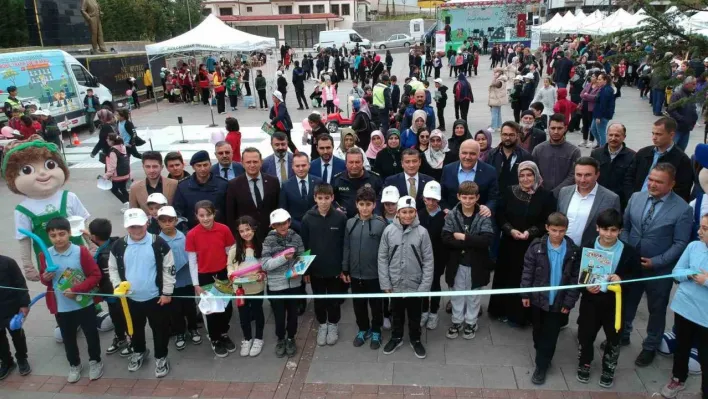 Kızılcahamam'da öğrenciler 'sosyal meydan'da buluştu