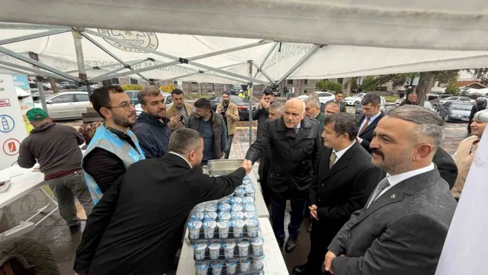 Kızılcahamam'dan Gazze'ye Kardeşlik Köprüsü yardım sergisi açıldı