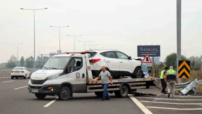 KMO'da 'sapağı kaçırıyorum' paniği akrabaları kazaya sürükledi: 2 yaralı