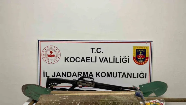 Kocaeli'de Roma dönemine ait lahit parçası ele geçirildi