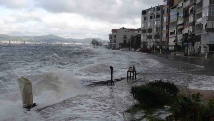 Kocaeli Valiliği fırtınaya karşı uyardı