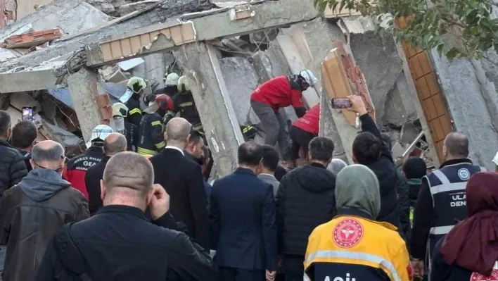 Kocaeli Valisi Aktaş: 'İçeride olduğunu teyit ettiğimiz 5 kişiyle henüz temas yok'