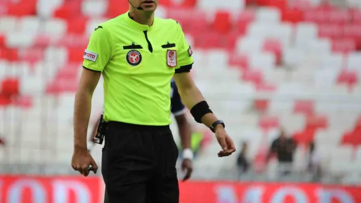 Kocaelispor - Galatasaray maçının VAR'ı Ali Şansalan oldu