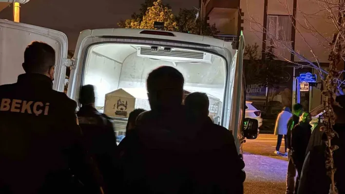 Komşusunu vurup intihar etti