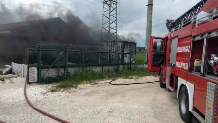 Konteynerde çıkan yangın söndürüldü