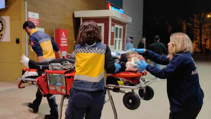 Kontrolden çıkan motosiklet 50 metre sürüklendi, sürücü ağır yaralandı