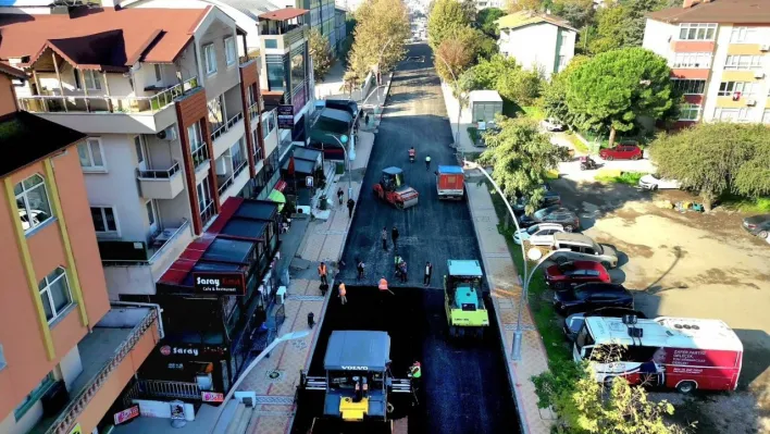 Körfez'de hafta sonu asfalt mesaisi