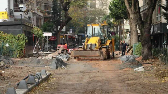 Köseoğlu Sokak yenileniyor