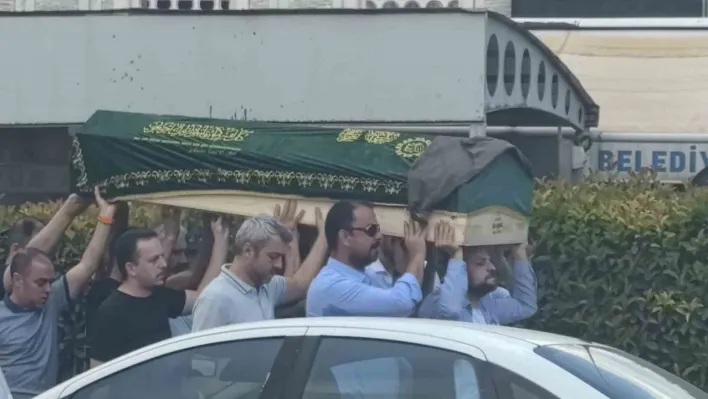 Kreş havuzunda fenalaşan Berra, gözyaşlarıyla toprağa verildi