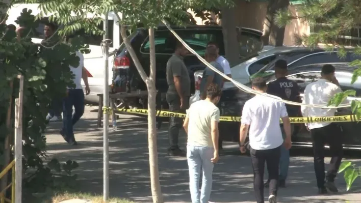Küçükçekmece'de balıkçı barınağında silahlı saldırı: 2 yaralı