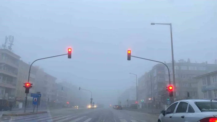 Kulu'da yoğun sis etkili oldu