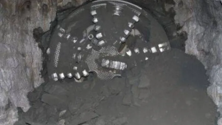 Kumburgaz Ve Selimpaşa Sahillerini Temizleyecek Atık Su Tüneli Hazır
