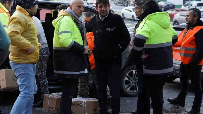 Kuzey Yıldızı Trabzonsporlular Derneği, depremzedeler için yardım kampanyası düzenledi