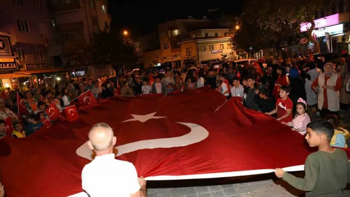 Lapseki'de  Filistin'e destek yürüyüşü