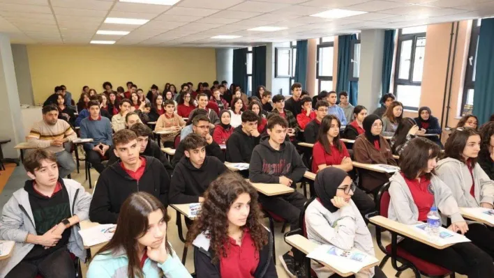 Lise öğrencilerine sınav kaygısından kurtulma eğitimi