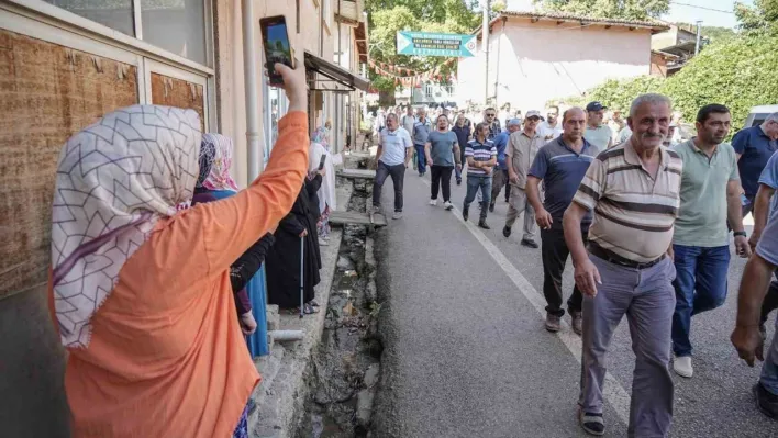 Mahalle 1 günlüğüne kadınlara emanet edildi