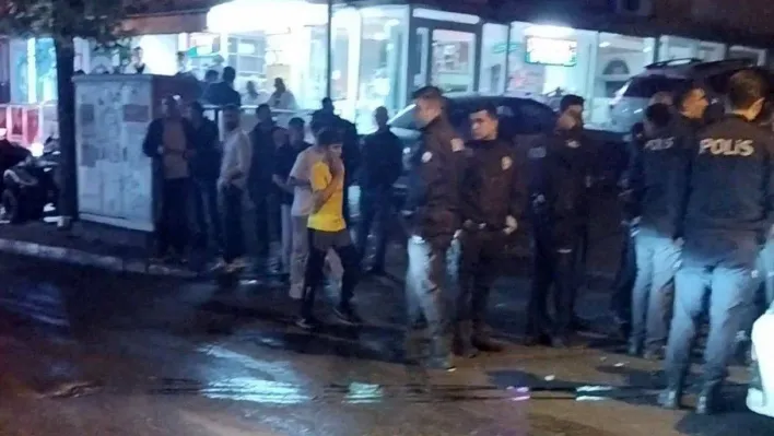 Maltepe'de bıçaklı kavga: 2 yaralı