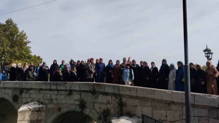 Mamak Belediyesinin kültür gezileri sürüyor