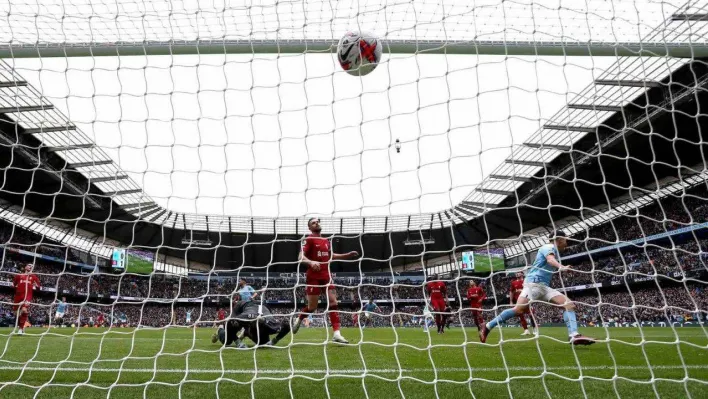 Manchester City, Liverpool'u geriden gelip 4-1 mağlup etti