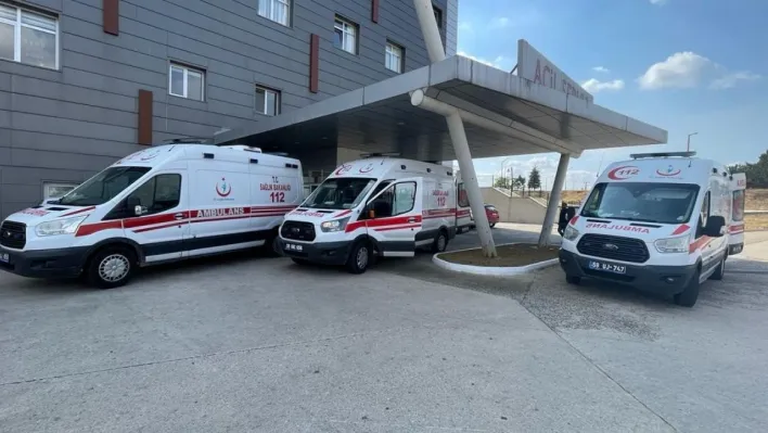 Mantardan zehirlenen 5 kişi hastanelik oldu