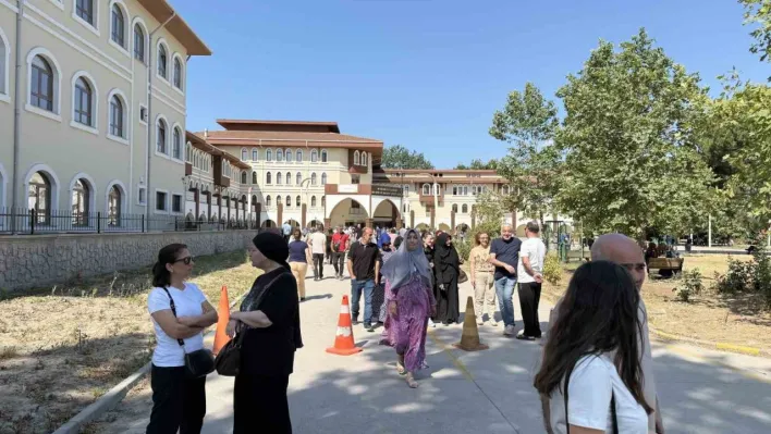 Maraton devam ediyor: YKS'nin ikinci oturumu için öğrenciler ter dökmeye başladı