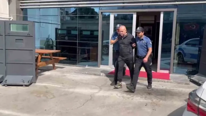 Marmaray'da çocuklarının yanında babayı darbeden şahıs adliyeye sevk edildi