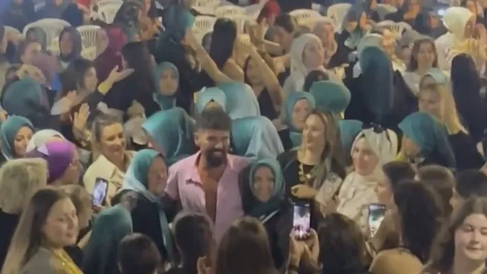 Mehmet Çevik'ten şalvar gecesi