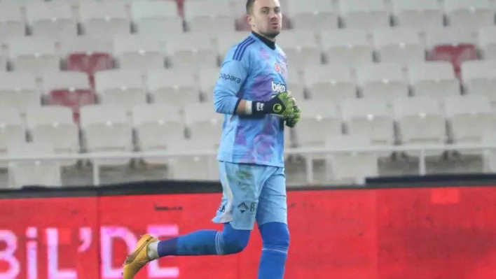 Mert Günok: 'Kaptanlık değişikliğini her zaman olduğu gibi olgunlukla karşıladım'