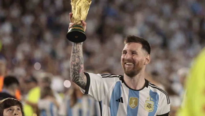 Messi, kariyerinde 800 gole ulaştı