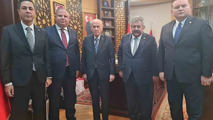MHP lideri Bahçeli, Milli Dayanışma, Kardeşlik ve Demokrasi Komisyonu üyelerini kabul etti