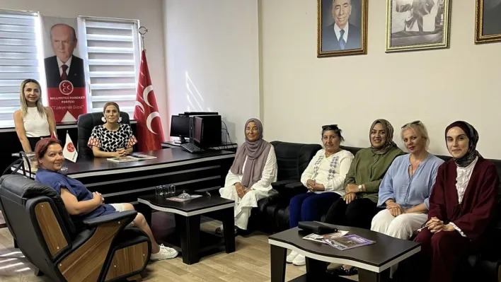 MHP Silivri Kadın Kolları'ndan Değerlendirme Toplantısı