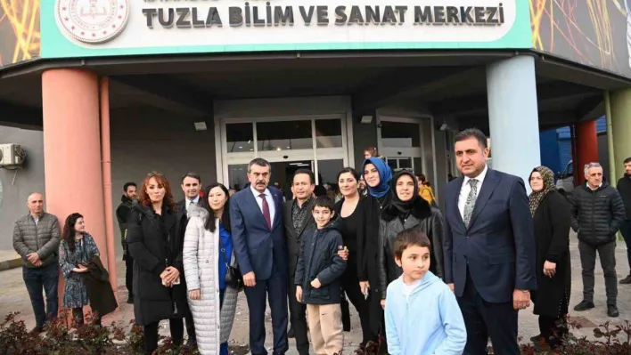 Milli Eğitim Bakanı Tekin: 'Cumhurbaşkanımız liderliğinde Türkiye'de eğitim öğretim altyapısını ikiye katladık'