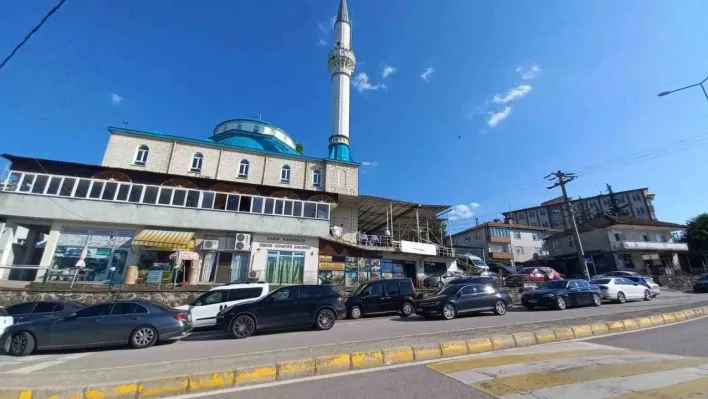 Miras kavgasında hayatını kaybeden aile toprağa verildi