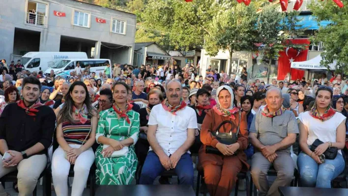 Mirzaoba Yörük Türkmen Şenliği ile renklendi