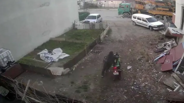 Motosiklet hırsızı kamerada