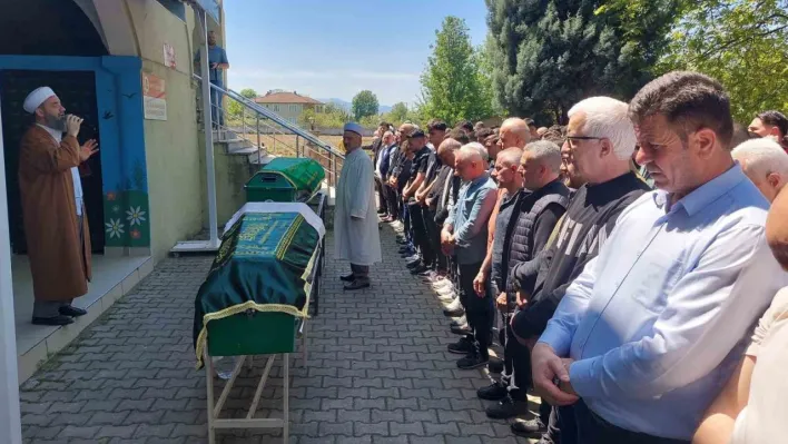 Motosiklet kazasında hayatını kaybeden genç son yolculuğuna uğurlandı