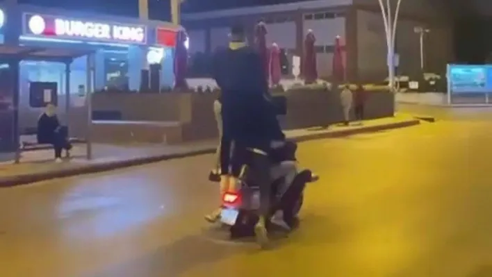 Motosiklete 5 kişi binerek, faciaya böyle davetiye çıkardılar