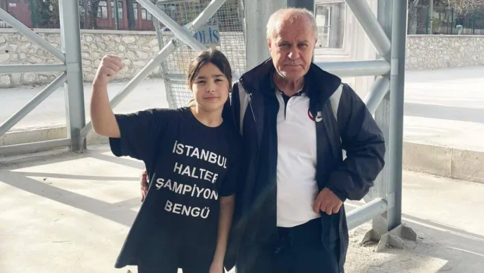 Naim Süleymanoğlu'nu keşfeden hoca Bengü'ye sahip çıktı