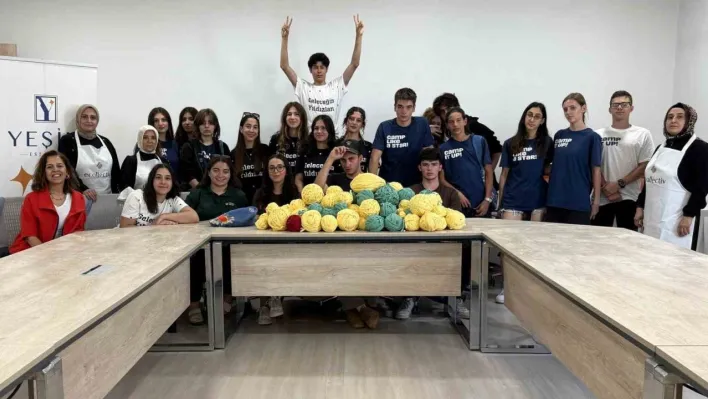 Öğrencilerden ecollectiv projesine destek