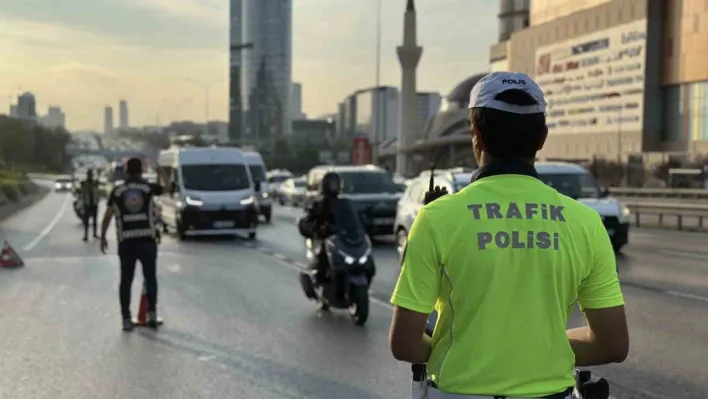 Okullar açıldı, İstanbul'da denetimler sıklaştırıldı