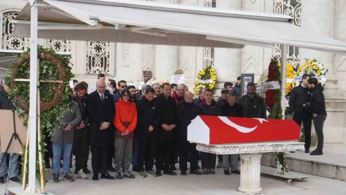 Olimpiyat yüzücüsü Şadan Derya Erke son yolculuğuna uğurlandı