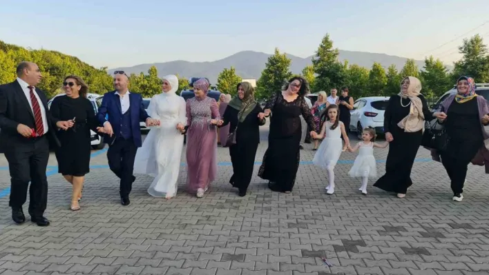 Orhangazi'de ambulans şoförü kalbine yenildi