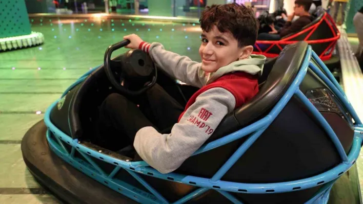 Osmangazi Belediyesi başarılı dijiders öğrencilerini ödüllendirdi