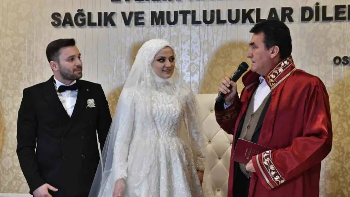 Osmangazi'de 1 yılda 6 bin 800 çift dünya evine girdi