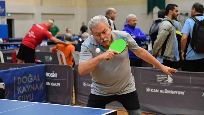 Osmangazi'de veteran sporcular final için ter döktü