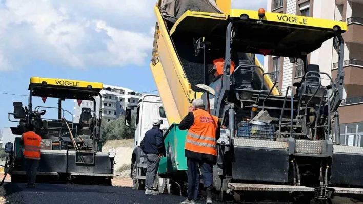 Osmangazi'nin yollarına 23 bin ton asfalt