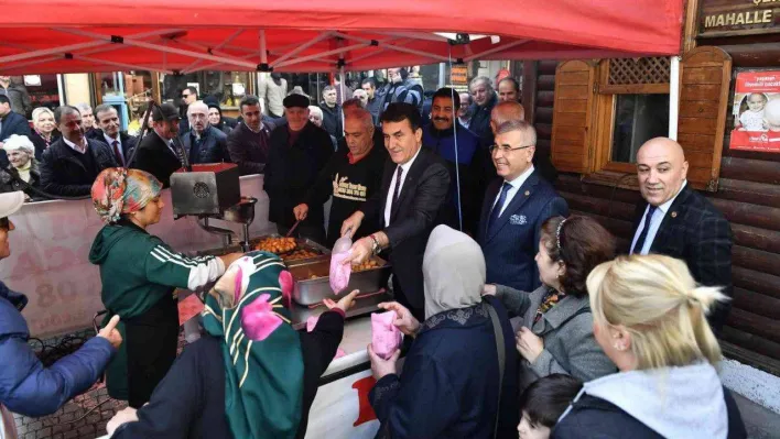 Osmangazili muhtarlardan Başkan Dündar'ın babası için lokma hayrı