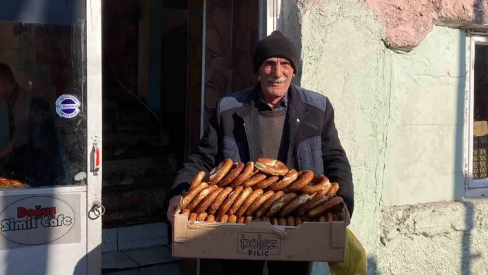 Osmanlı'da ekmek yapılan tarihi fırında 100 yıldır Ankara simidi üretiliyor